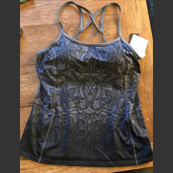 athleta yoga tops